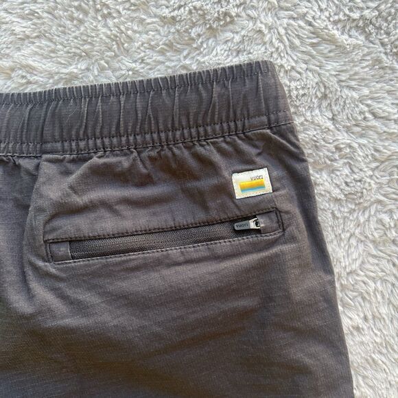 Vuori Men’s Charcoal Gray Ripstop Shorts Size Medium V370 Active Performance - Picture 8 of 8